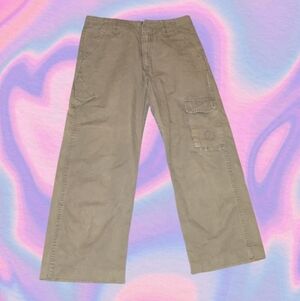 army green cropped cargo pants from element skate gear size 29 vintage y2k